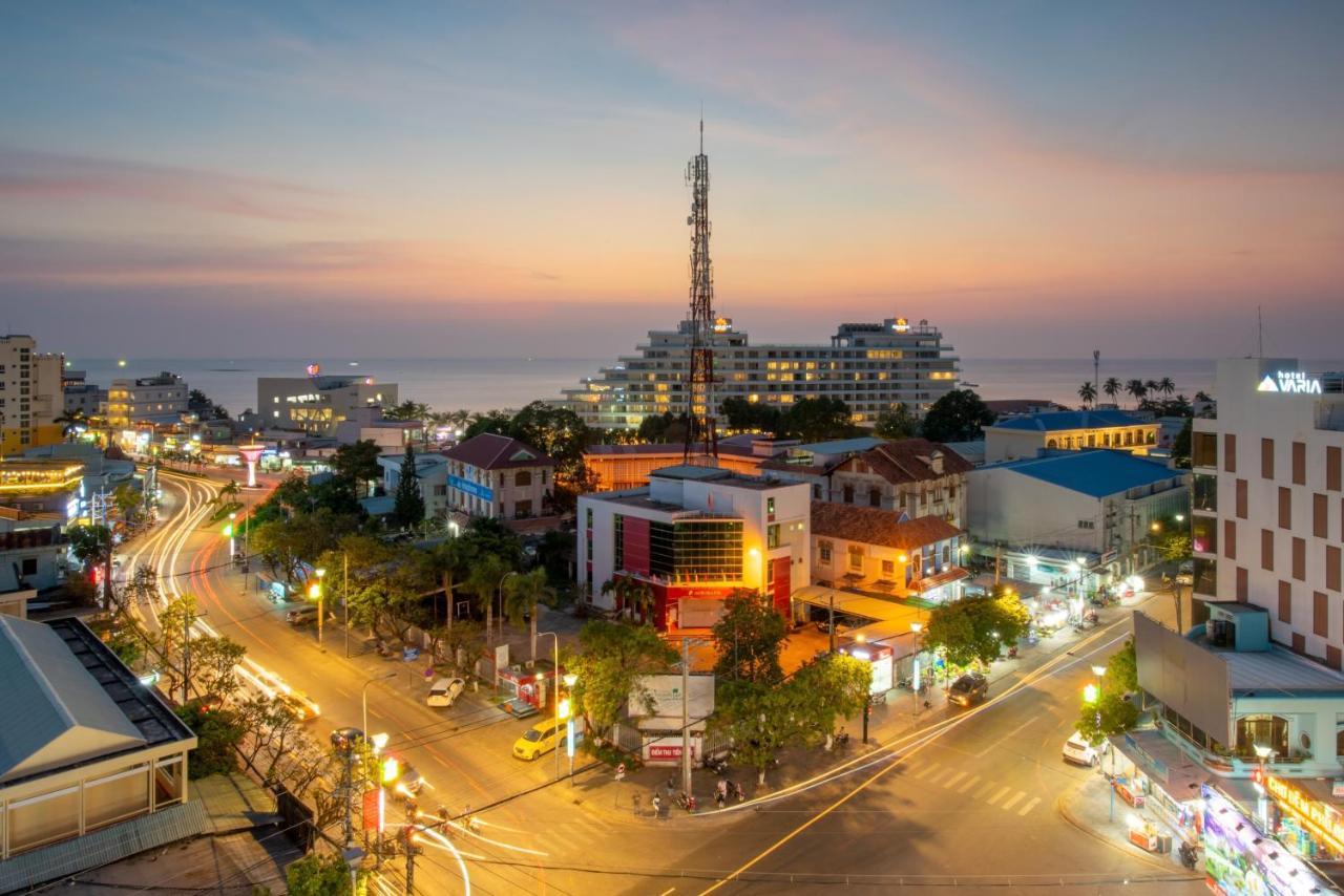 The Empire Hotel Phu Quoc Bagian luar foto