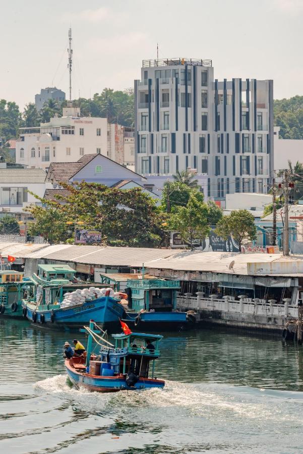 The Empire Hotel Phu Quoc Bagian luar foto