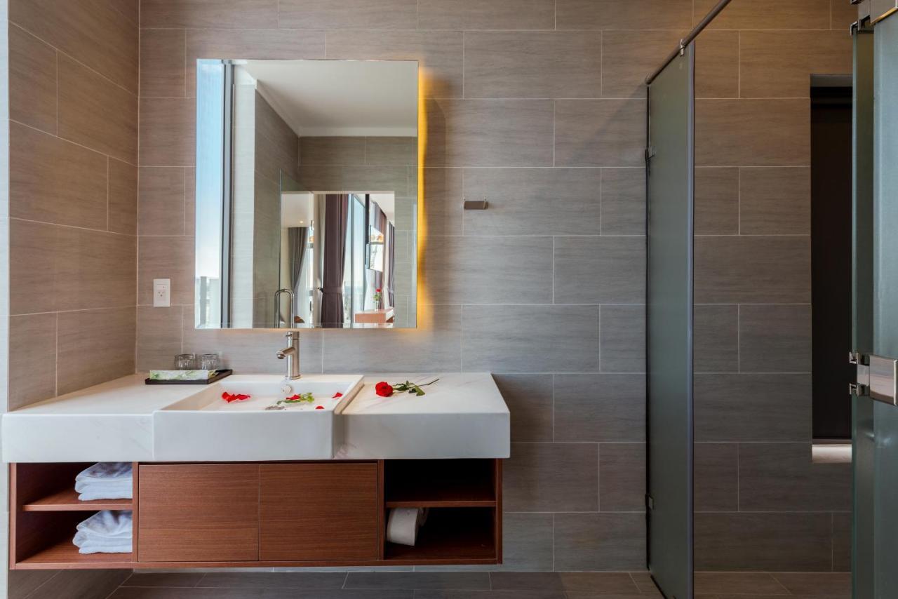 The Empire Hotel Phu Quoc Bagian luar foto