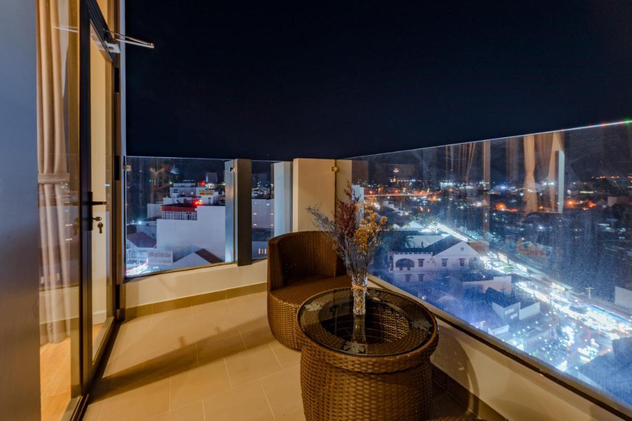 The Empire Hotel Phu Quoc Bagian luar foto