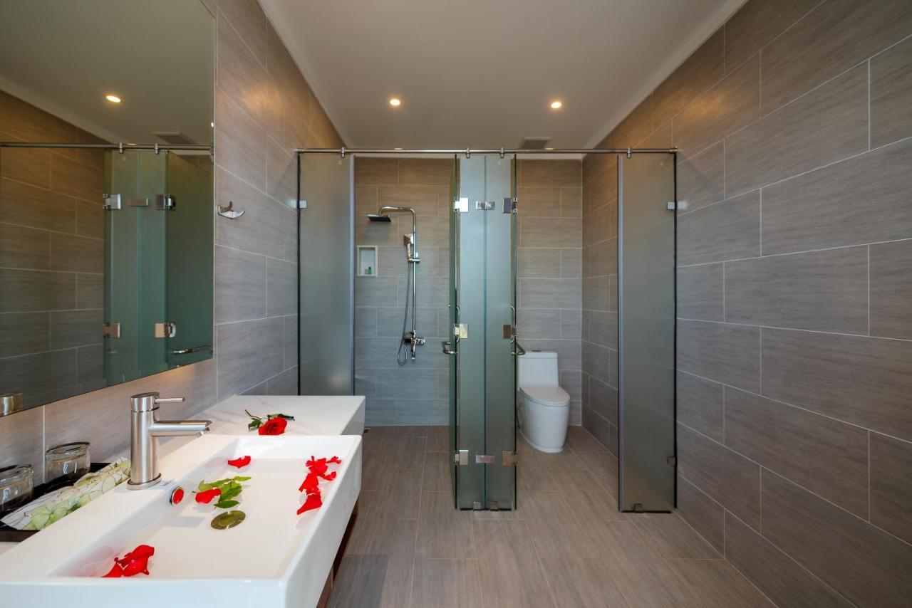 The Empire Hotel Phu Quoc Bagian luar foto