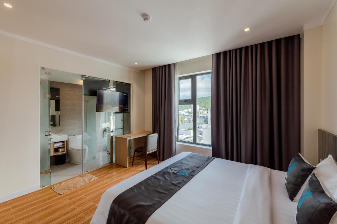 The Empire Hotel Phu Quoc Bagian luar foto